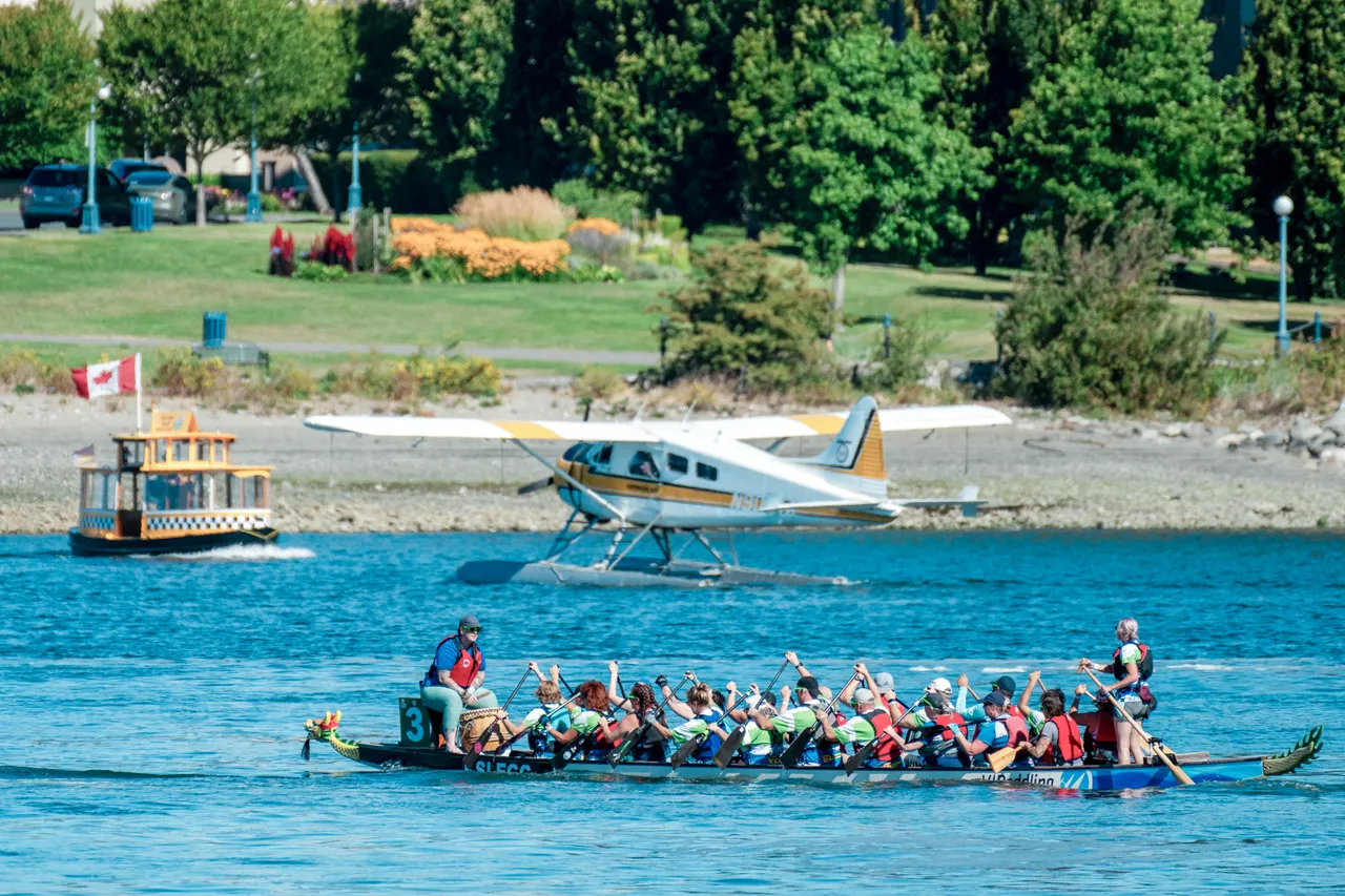 Group paddling - 7