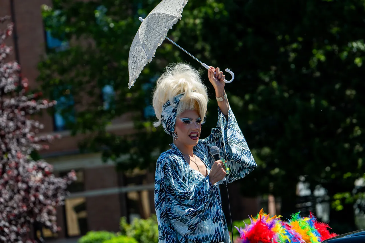 Pride parade - 7 - Victoria