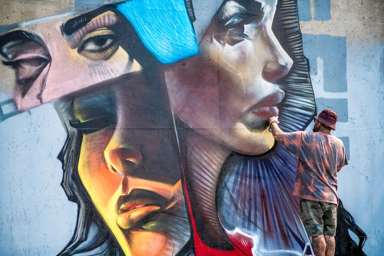 Street artist - 9