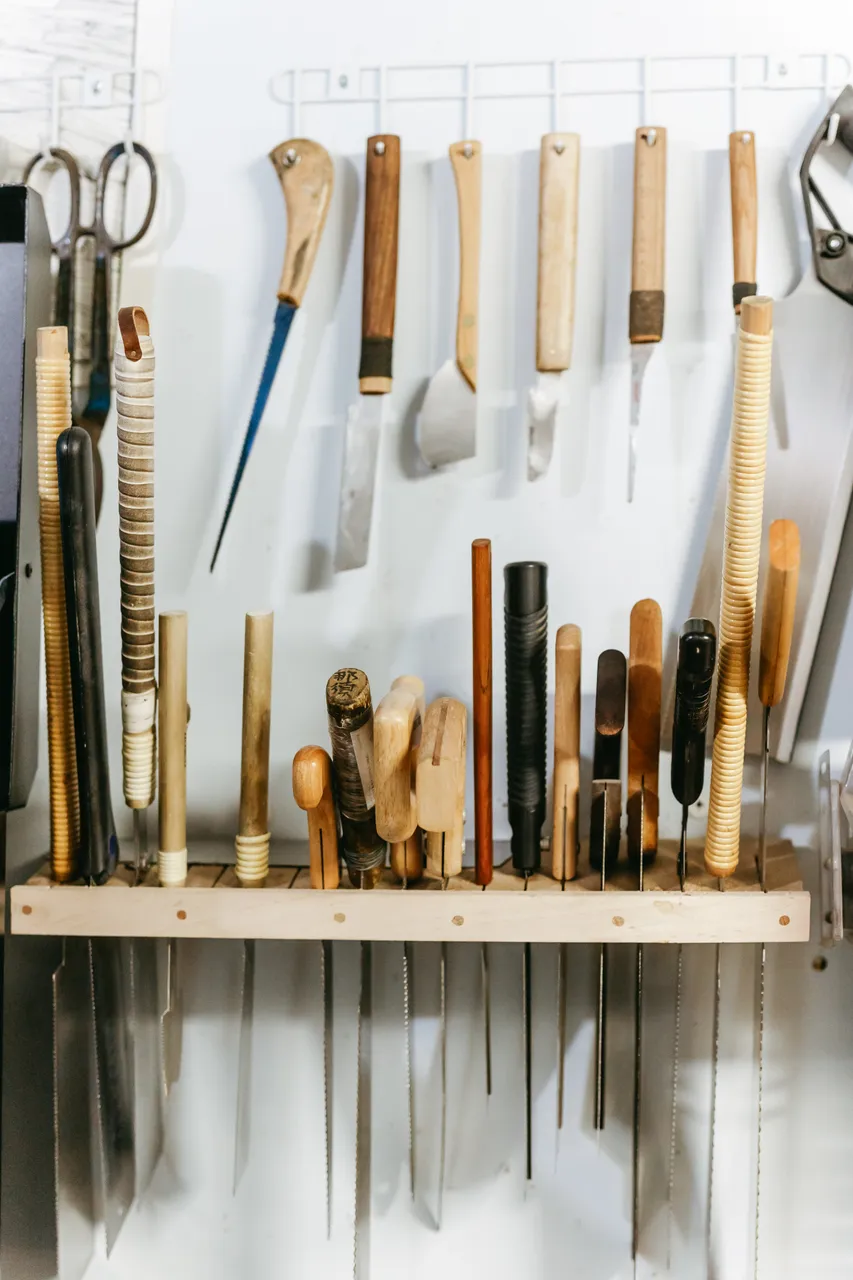 Wood carving tools