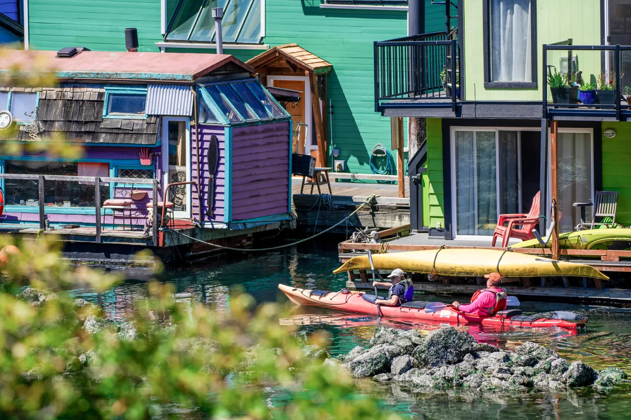 Floating homes - 6