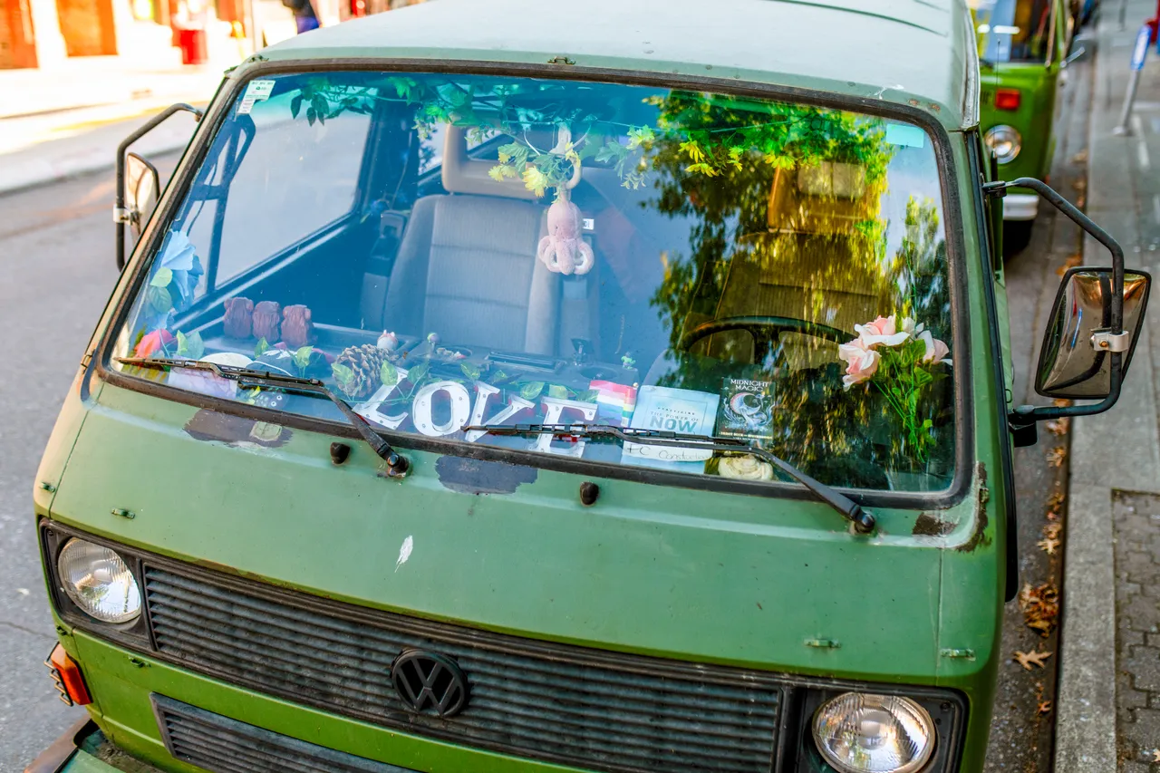 Green Volkswagen van