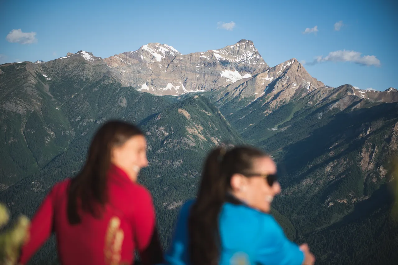 Alpine views of Mt Nelson