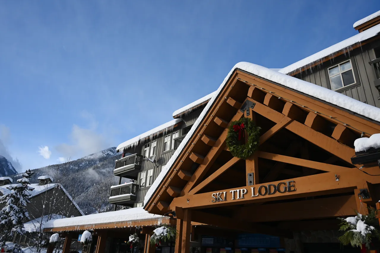 Ski Tip Lodge