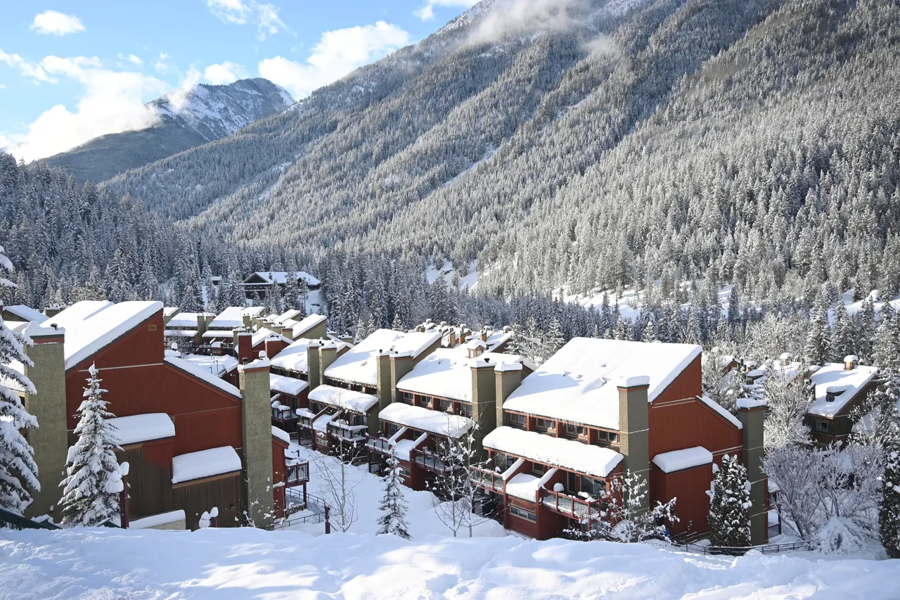 Horsethief Lodge