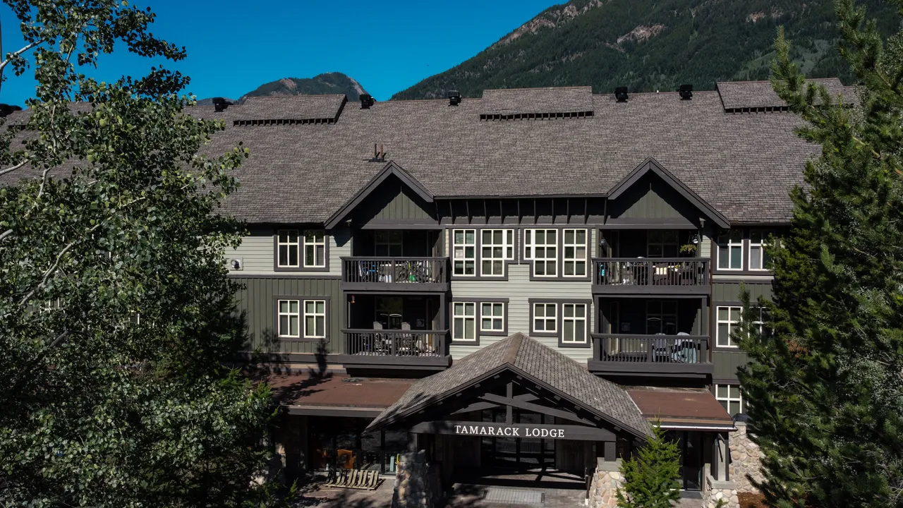 Tamarack Lodge