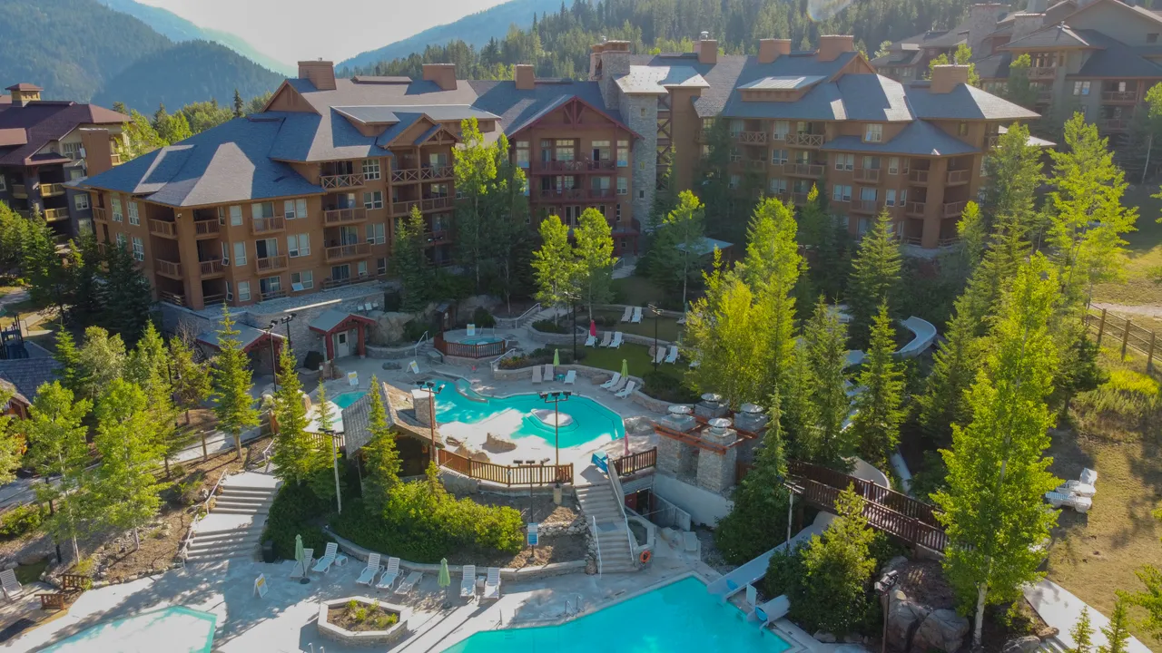 Panorama Springs Lodge Summer