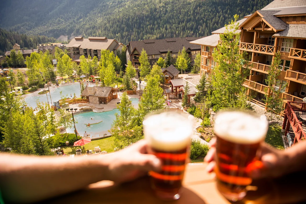 Panorama Springs Lodge Summer