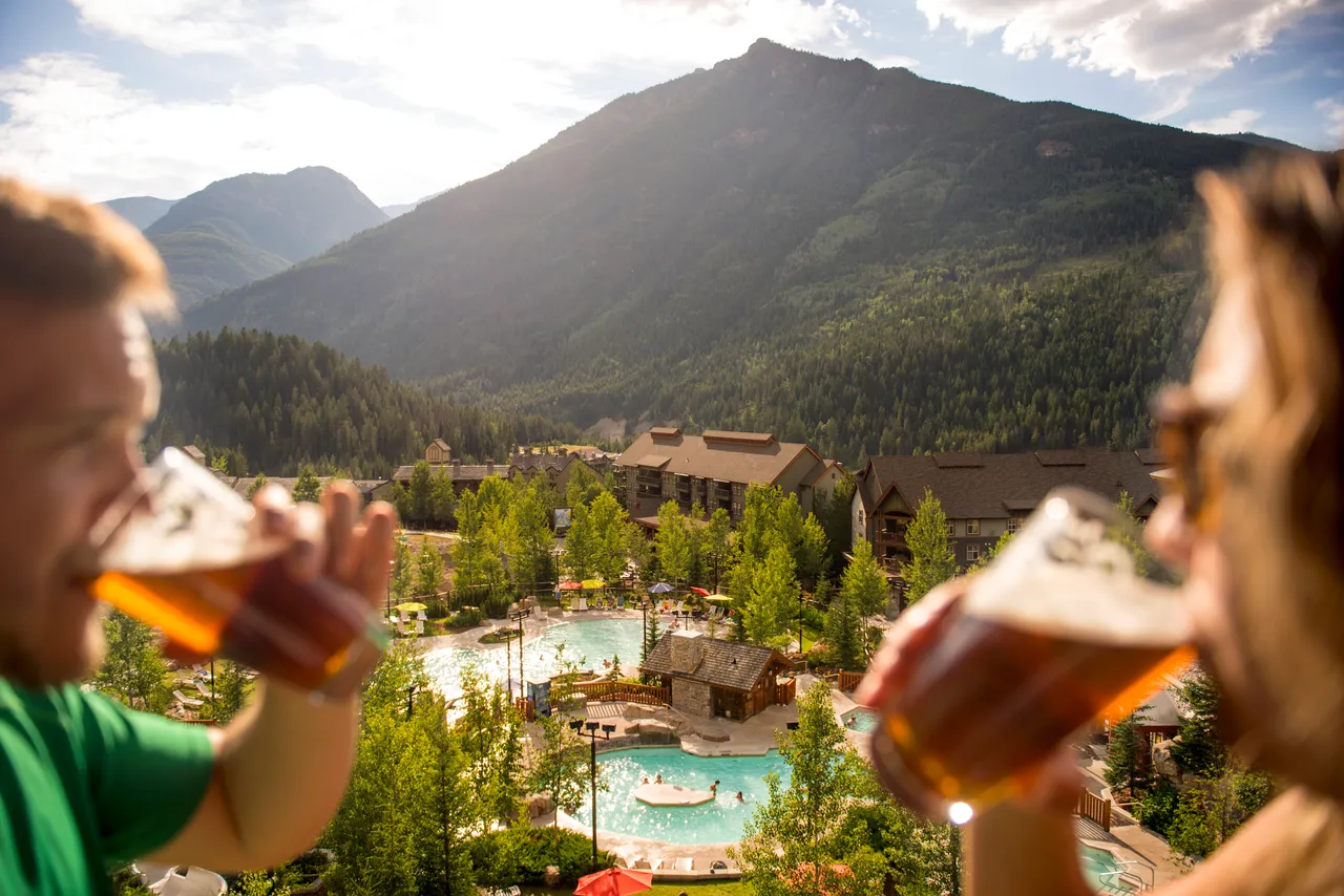 Panorama Springs Lodge Summer