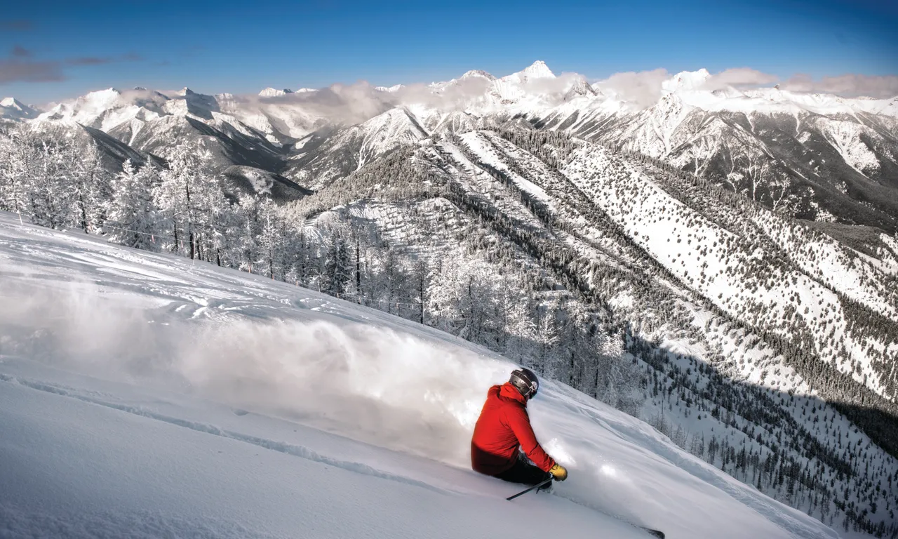 Powder Skiing (The Monster)