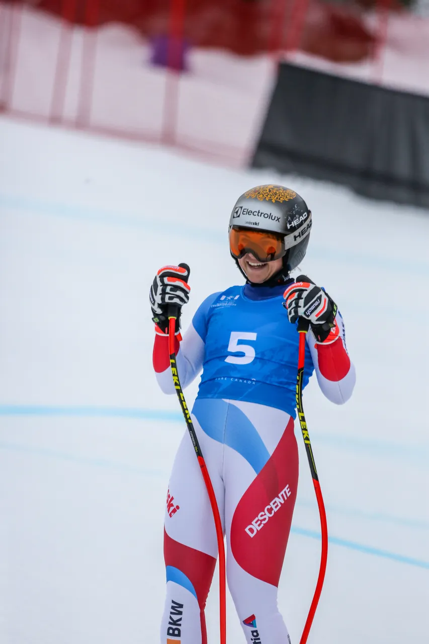 Women's DH | SUI