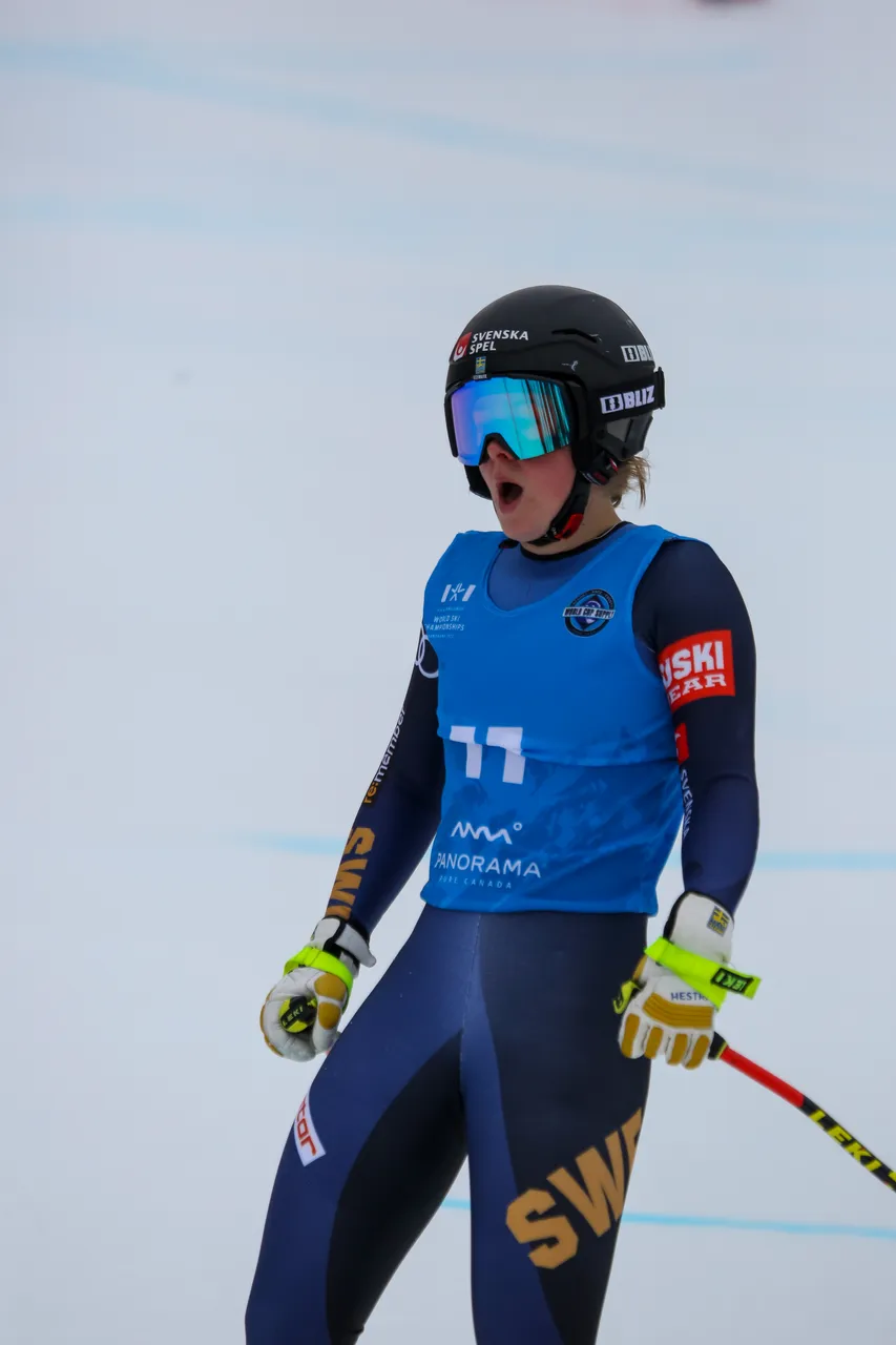 Women's DH | SWE