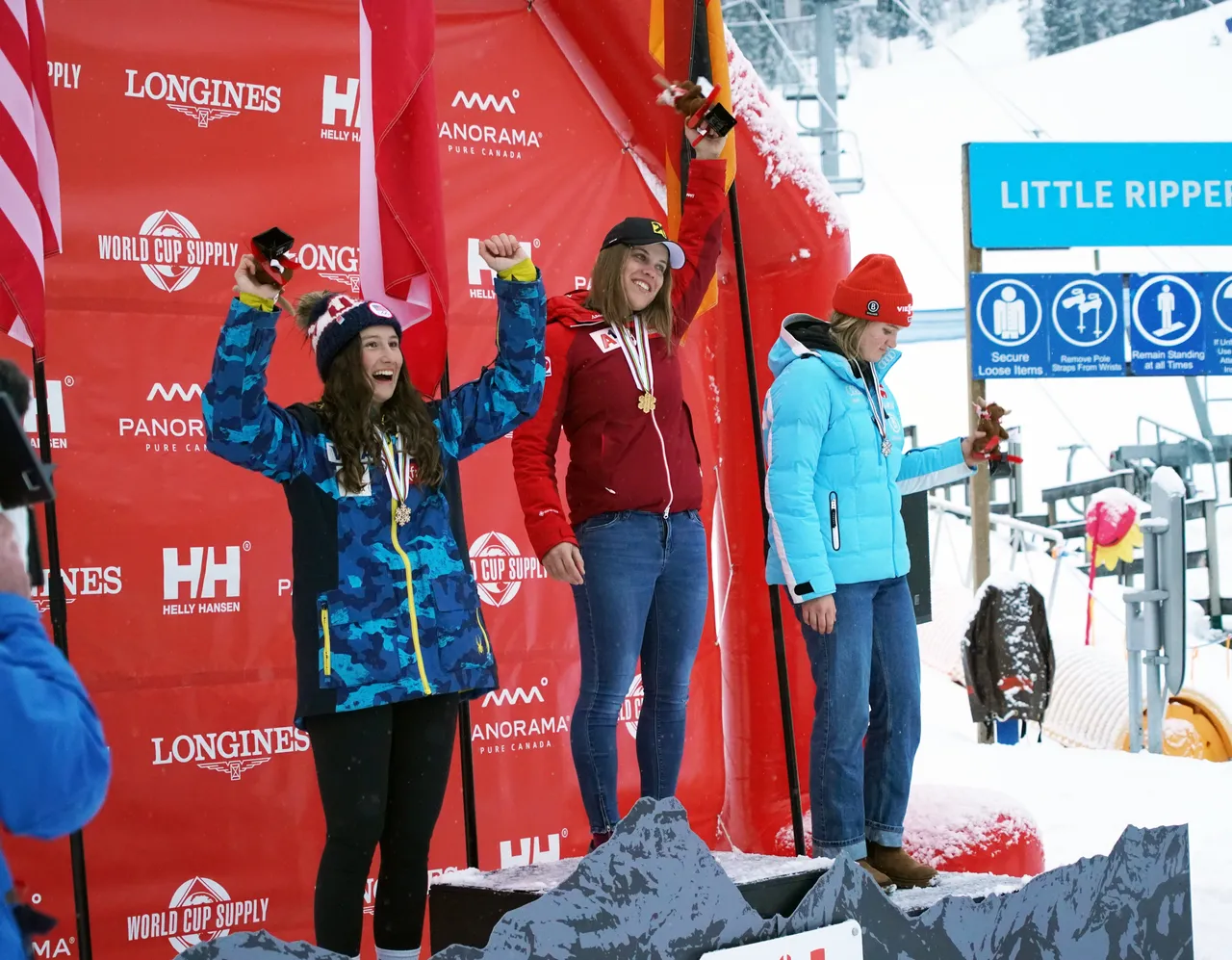 Women's DH | Medal Ceremony