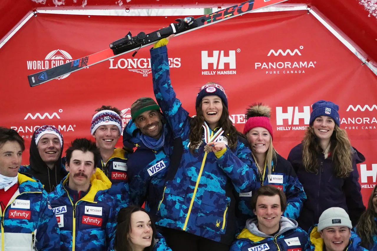 Woman's DH | Medal Ceremony