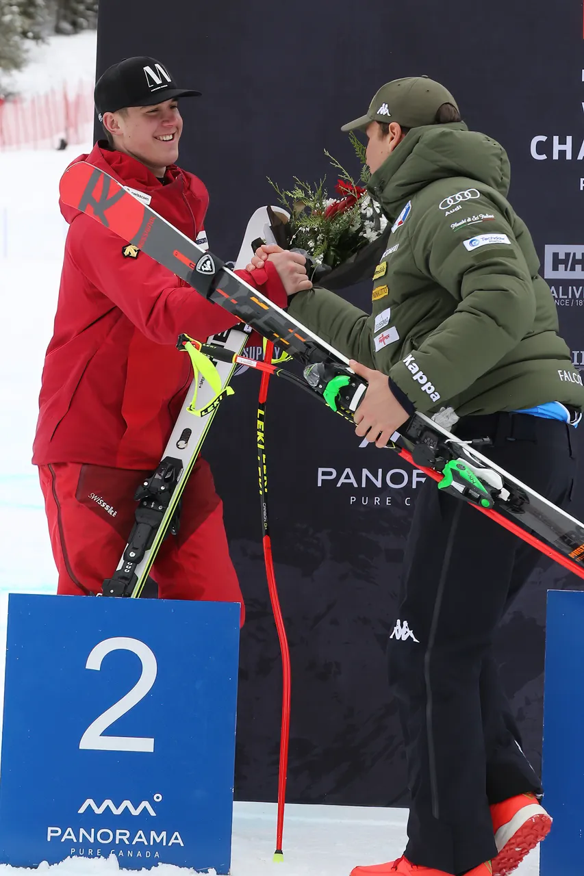 Men's DH | Flower Ceremony