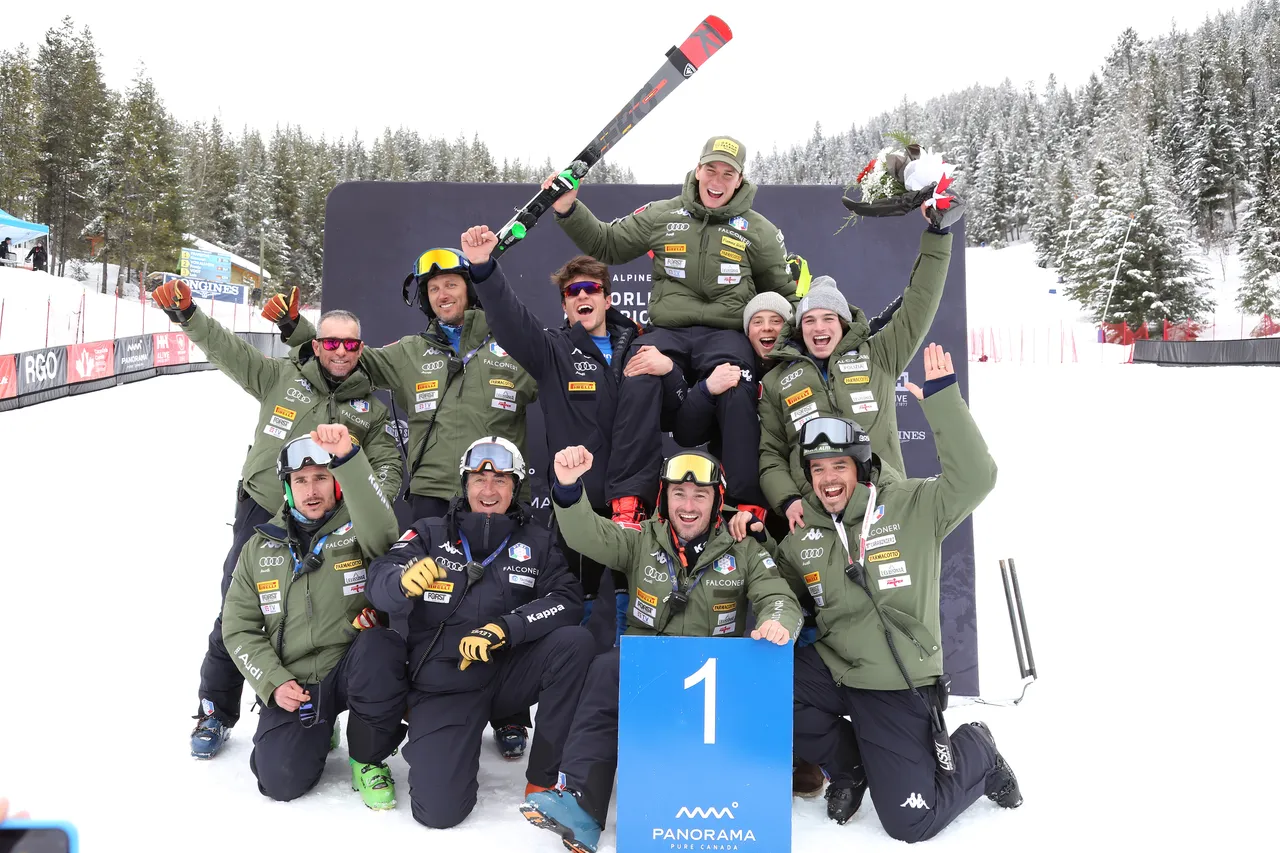 Men's DH | Flower Ceremony