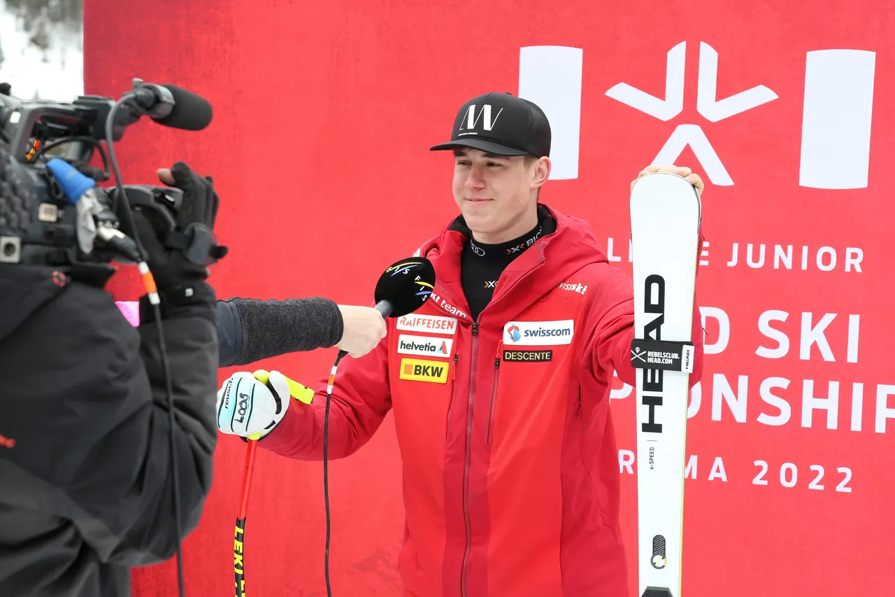 Men's DH | Flower Ceremony