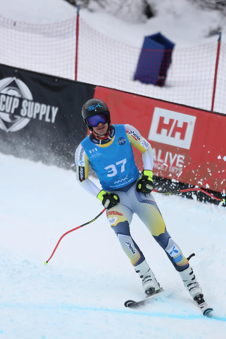 Men's DH | On Course