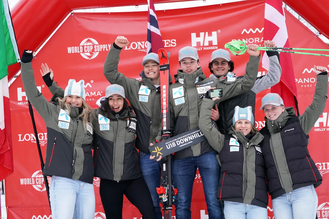 Men's DH | Medal Ceremony