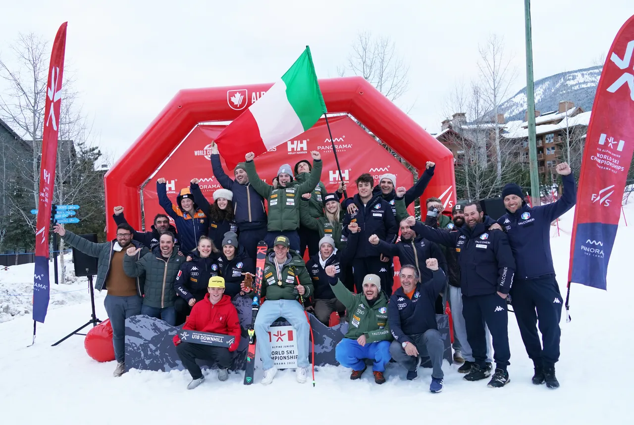 Men's DH | Medal Ceremony
