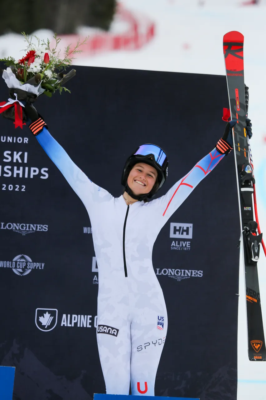 Women's DH | Flower Ceremony