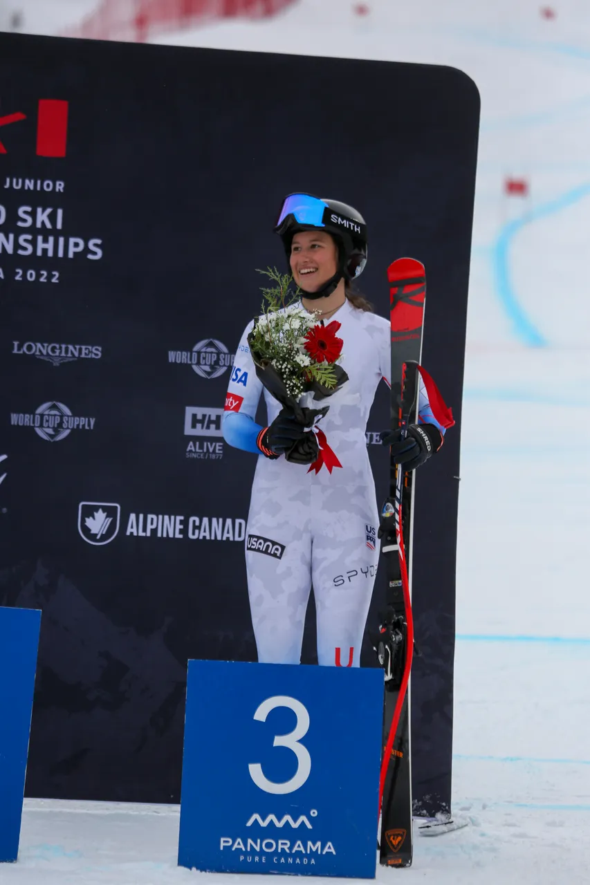 Women's DH | Flower Ceremony