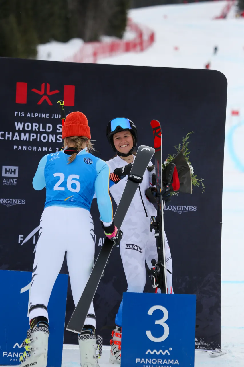 Women's DH | Flower Ceremony