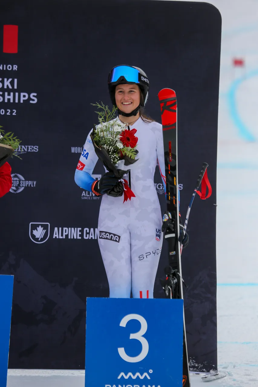 Women's DH | Flower Ceremony