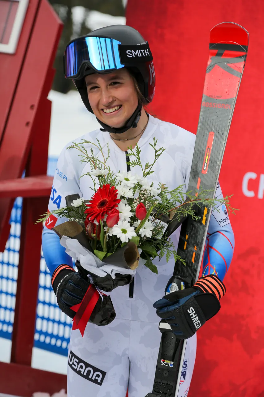 Women's DH | Flower Ceremony