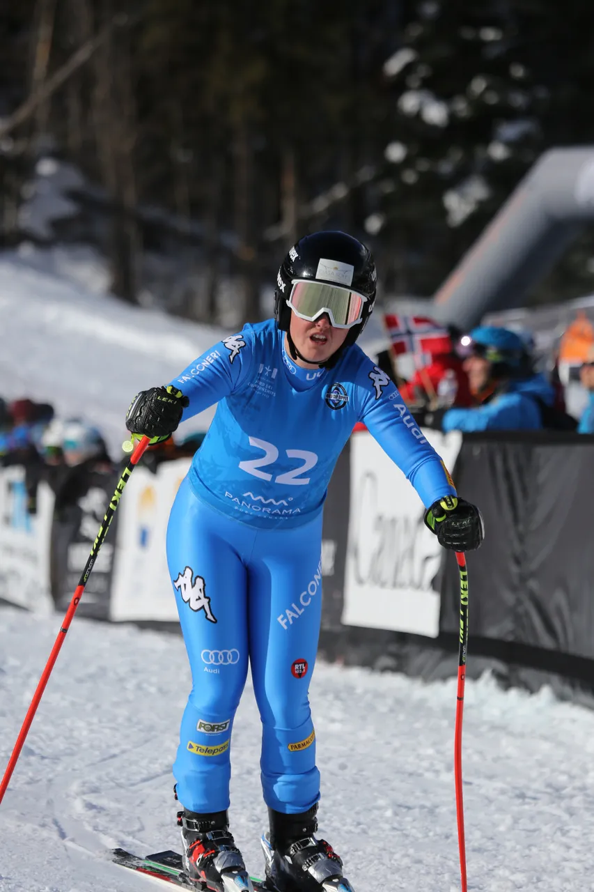 Women's SG | On Course