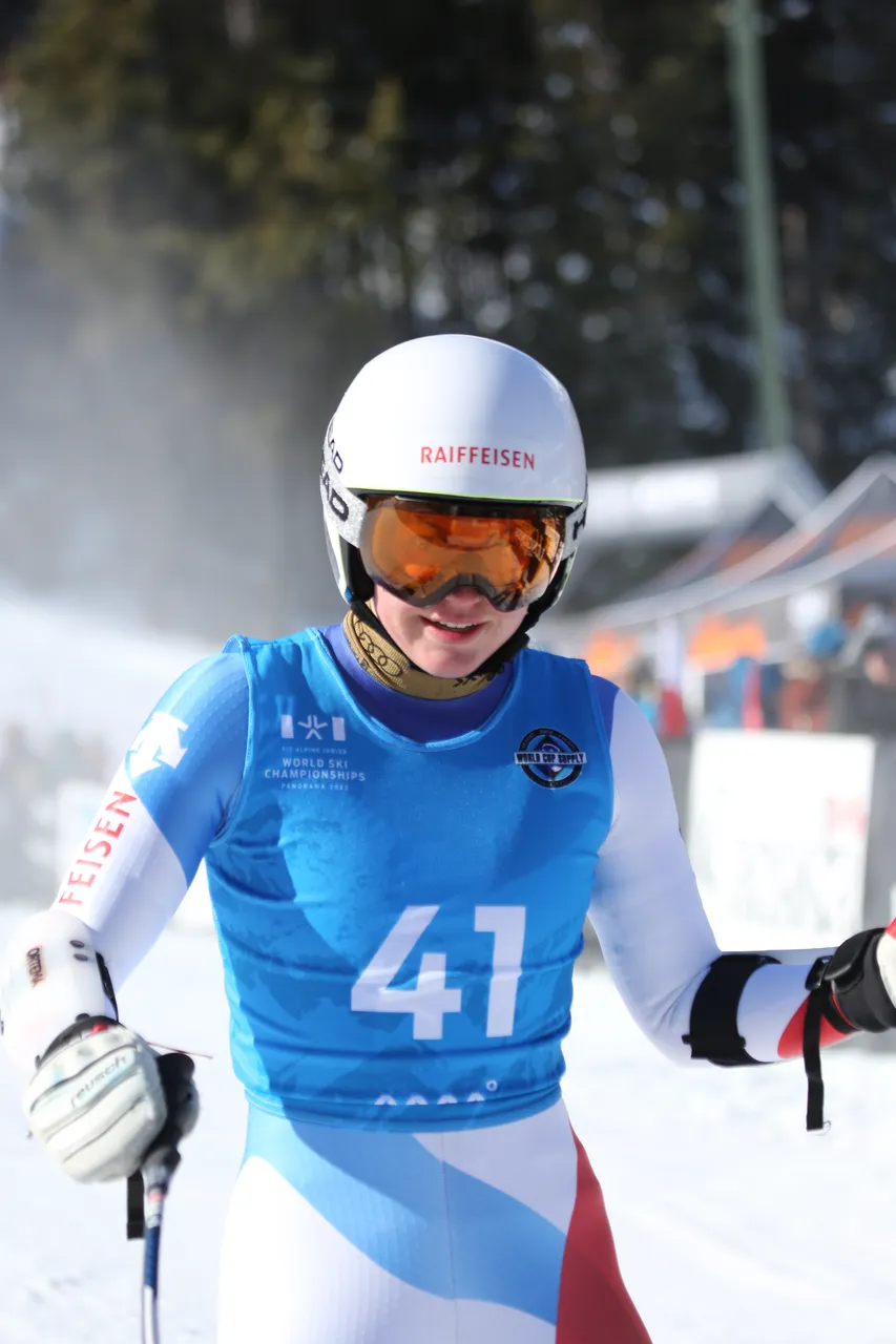 Women's SG | On Course
