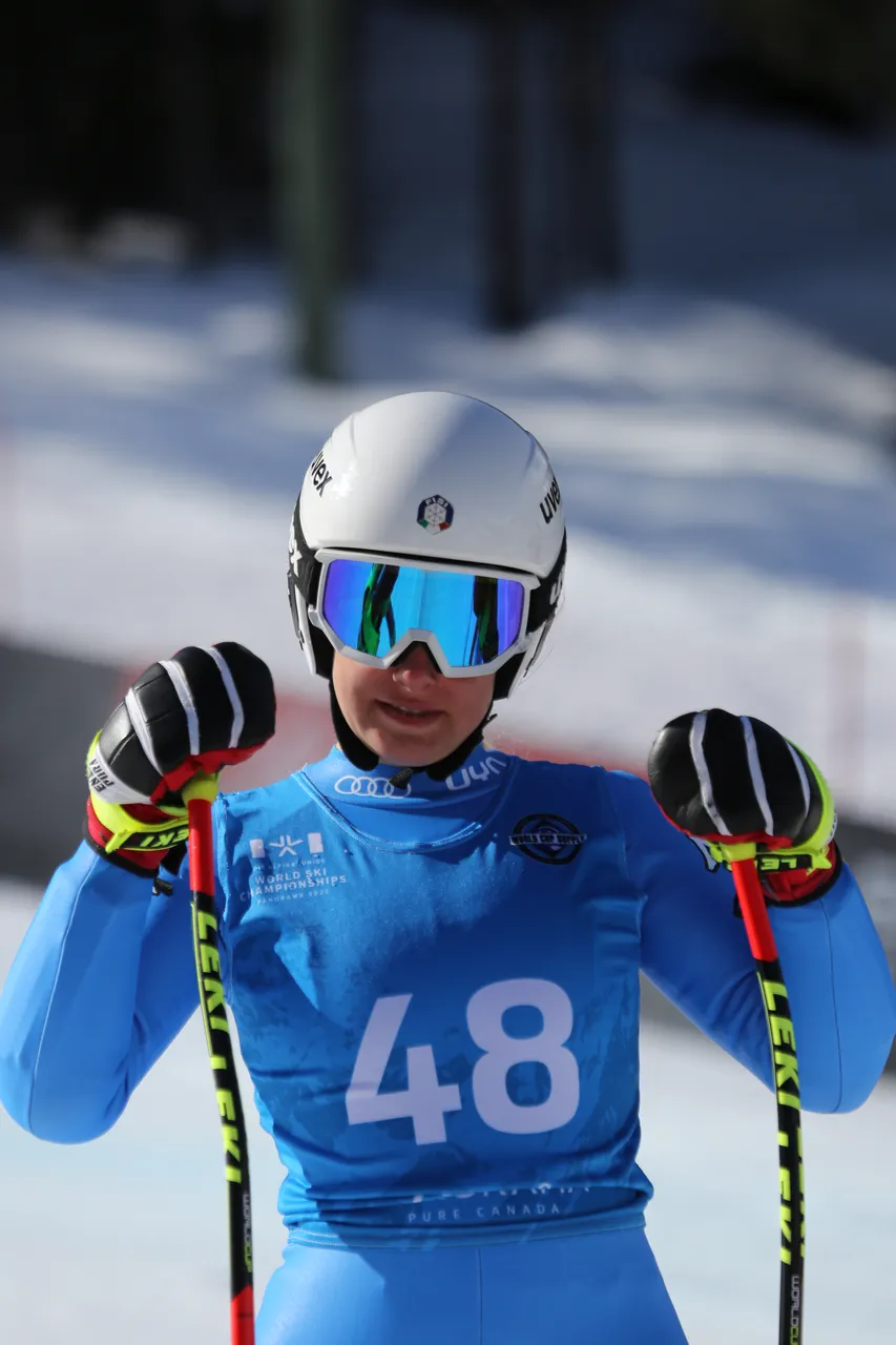 Women's SG | On Course
