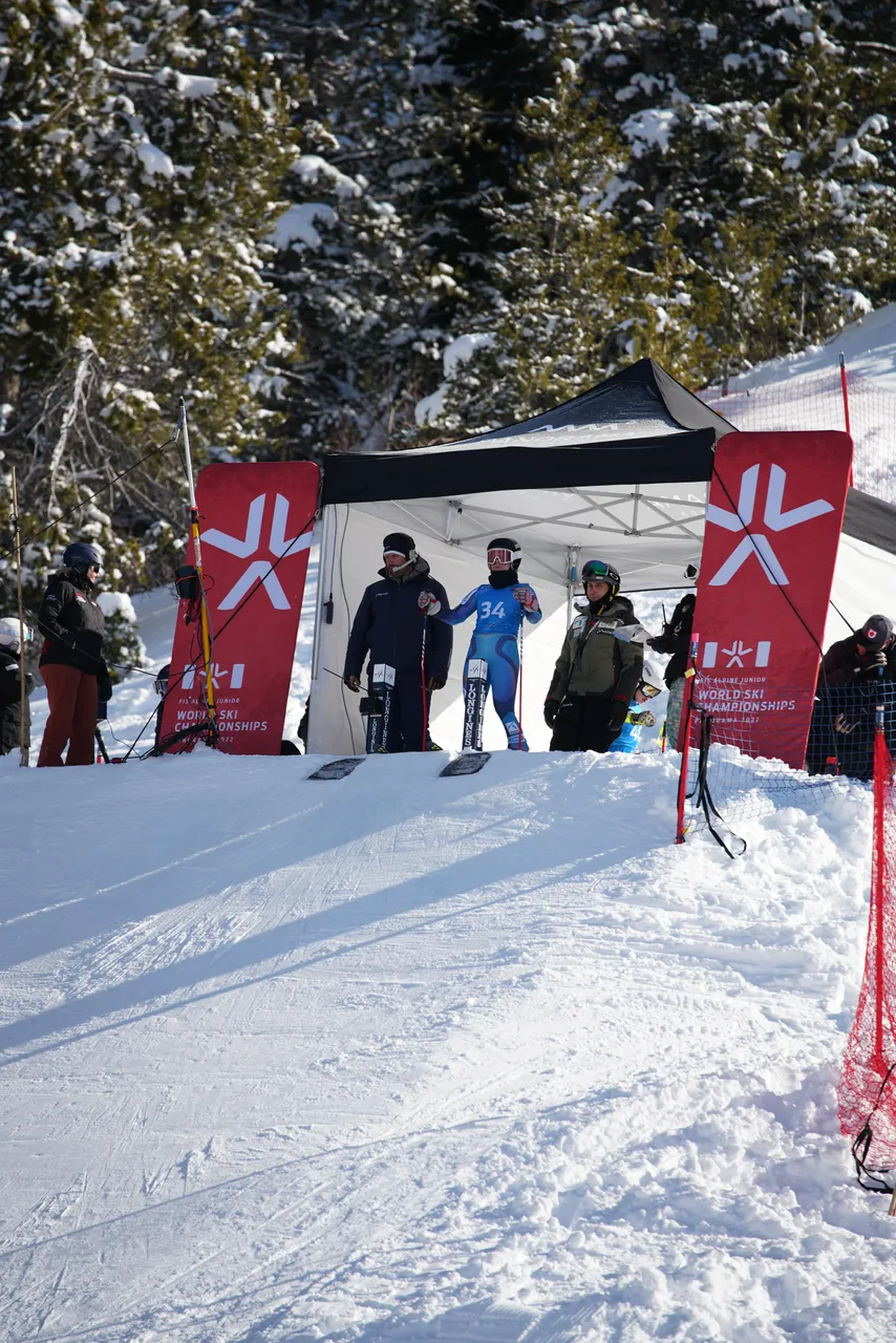 Women's SG | On Course
