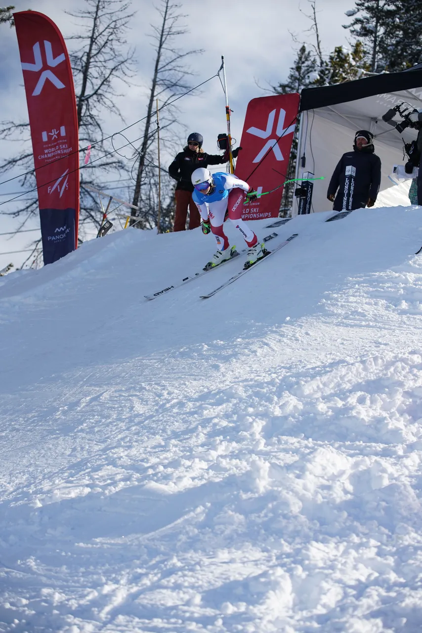 Women's SG | On Course