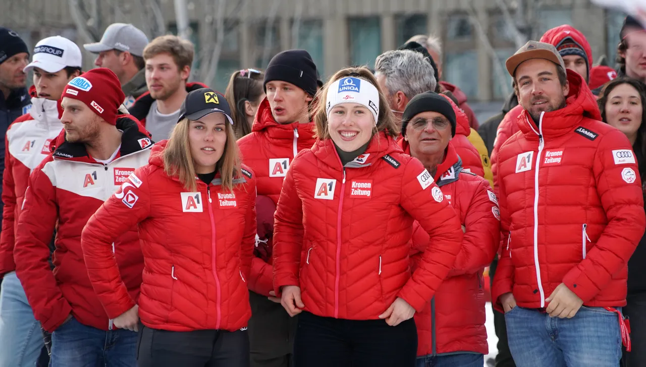 Women's SG | Medal Ceremony