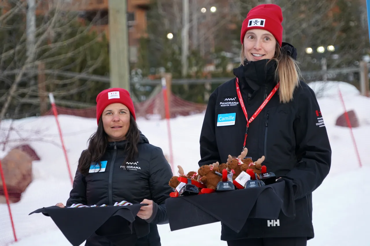 Women's SG | Medal Ceremony