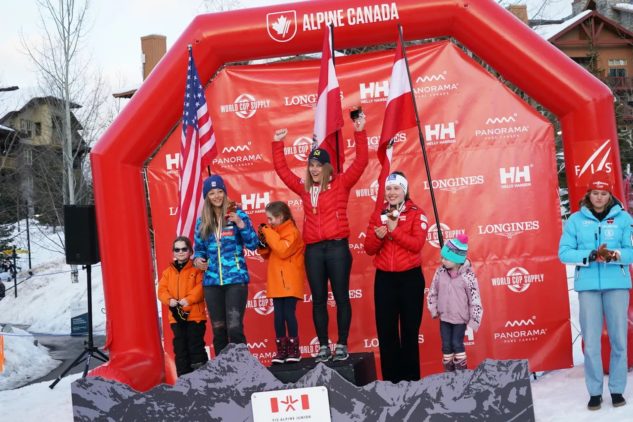 Women's SG | Medal Ceremony