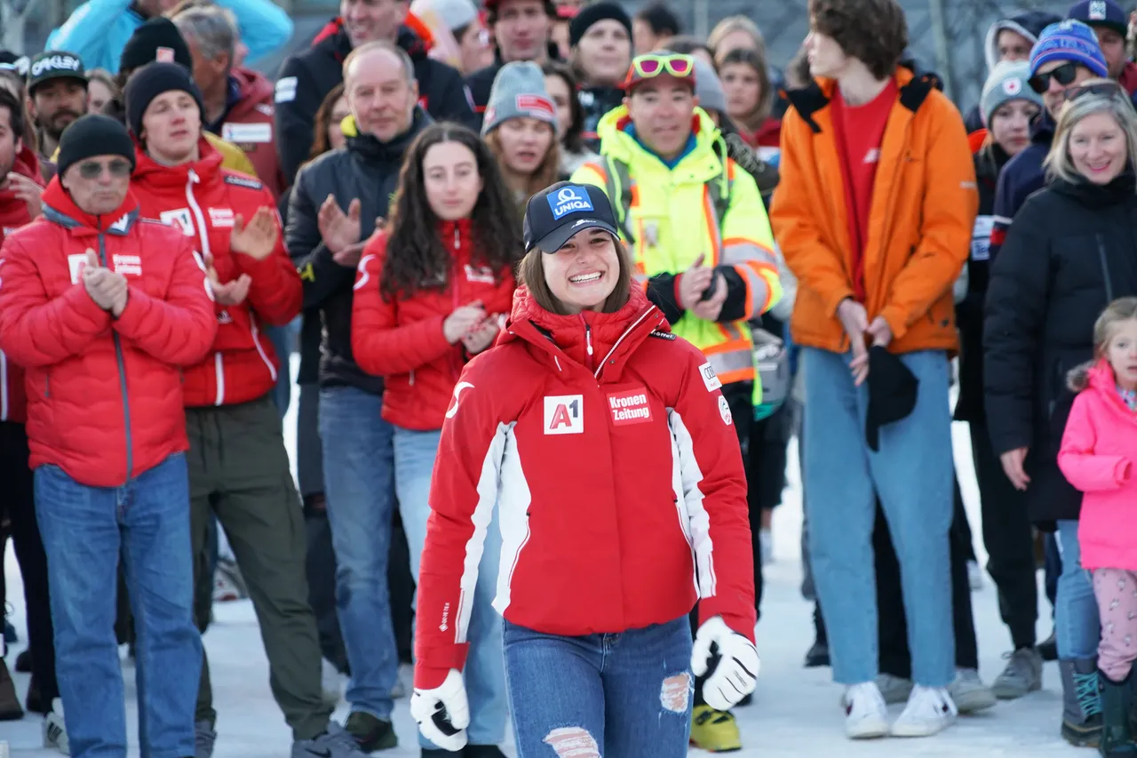 Women's SG | Medal Ceremony