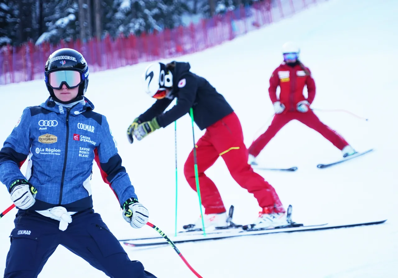 Women's SG | On Course