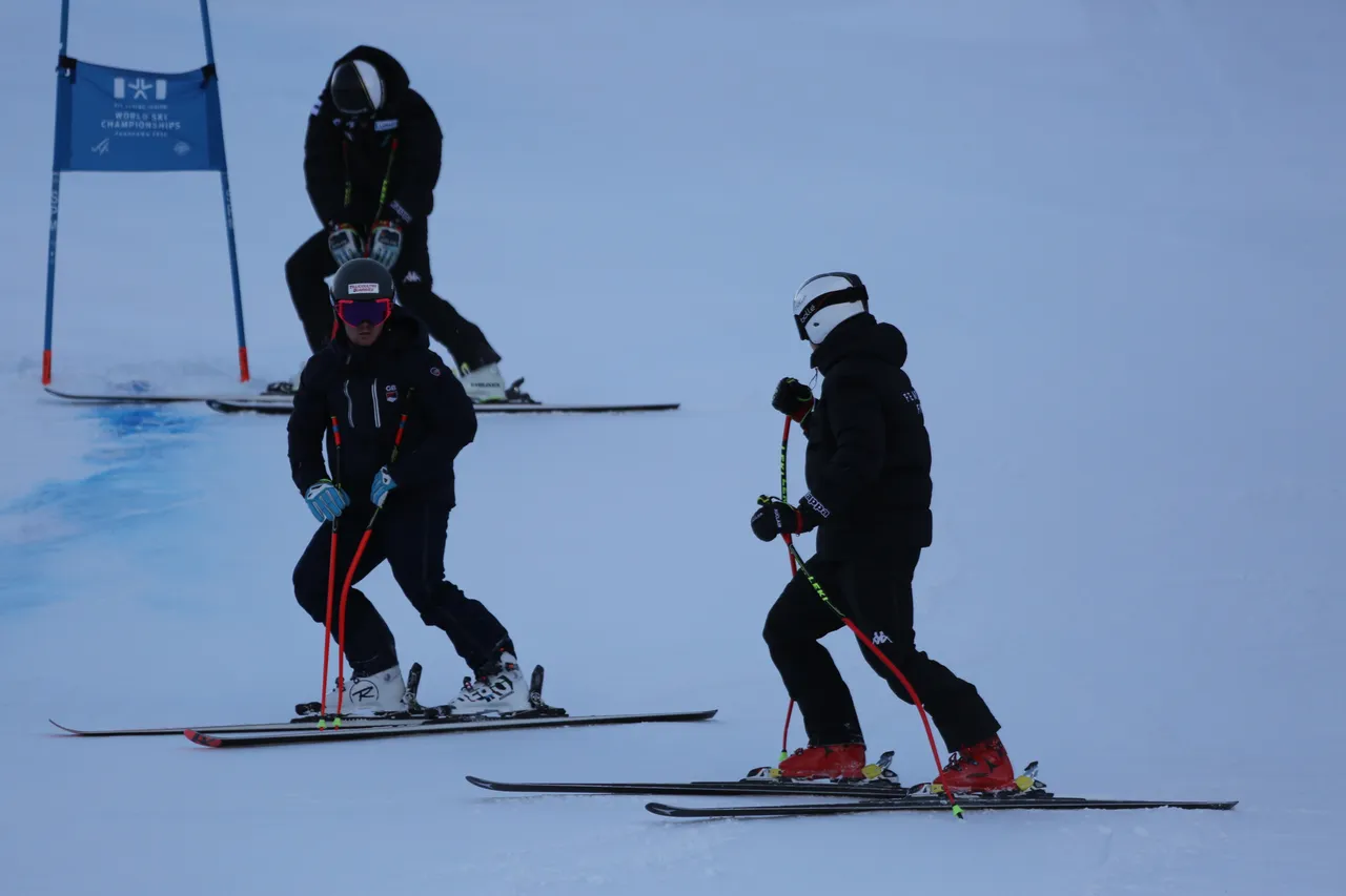 Women's SG | On Course