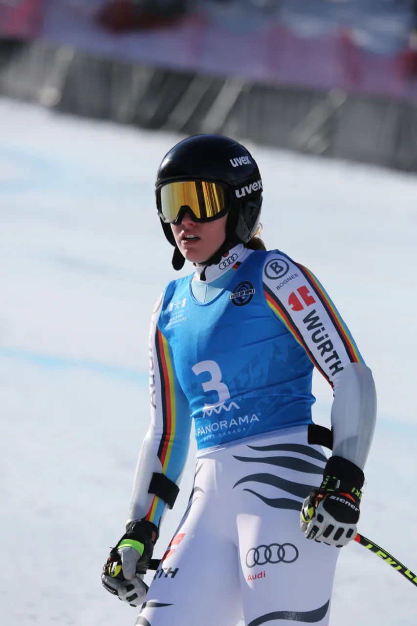 Women's SG | On Course