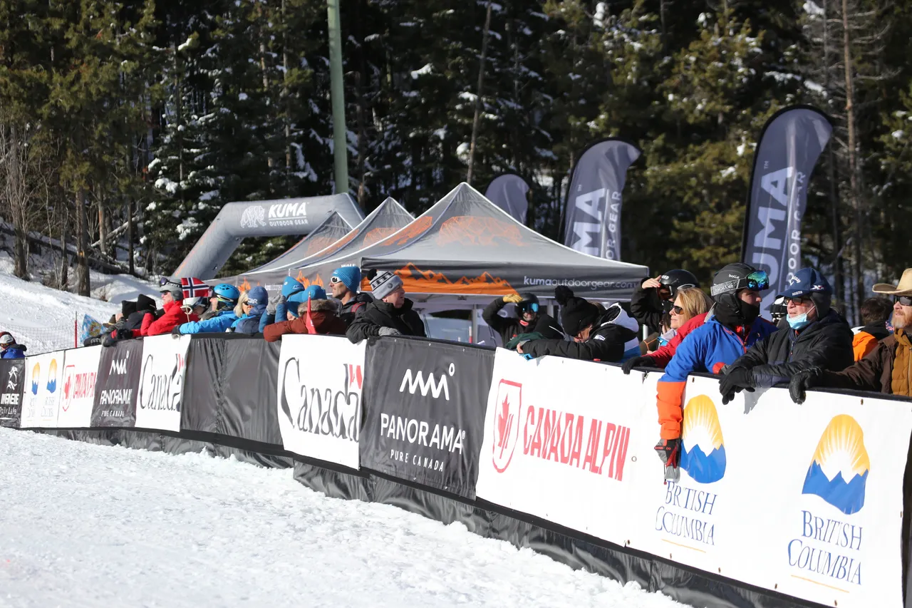 Women's SG | On Course