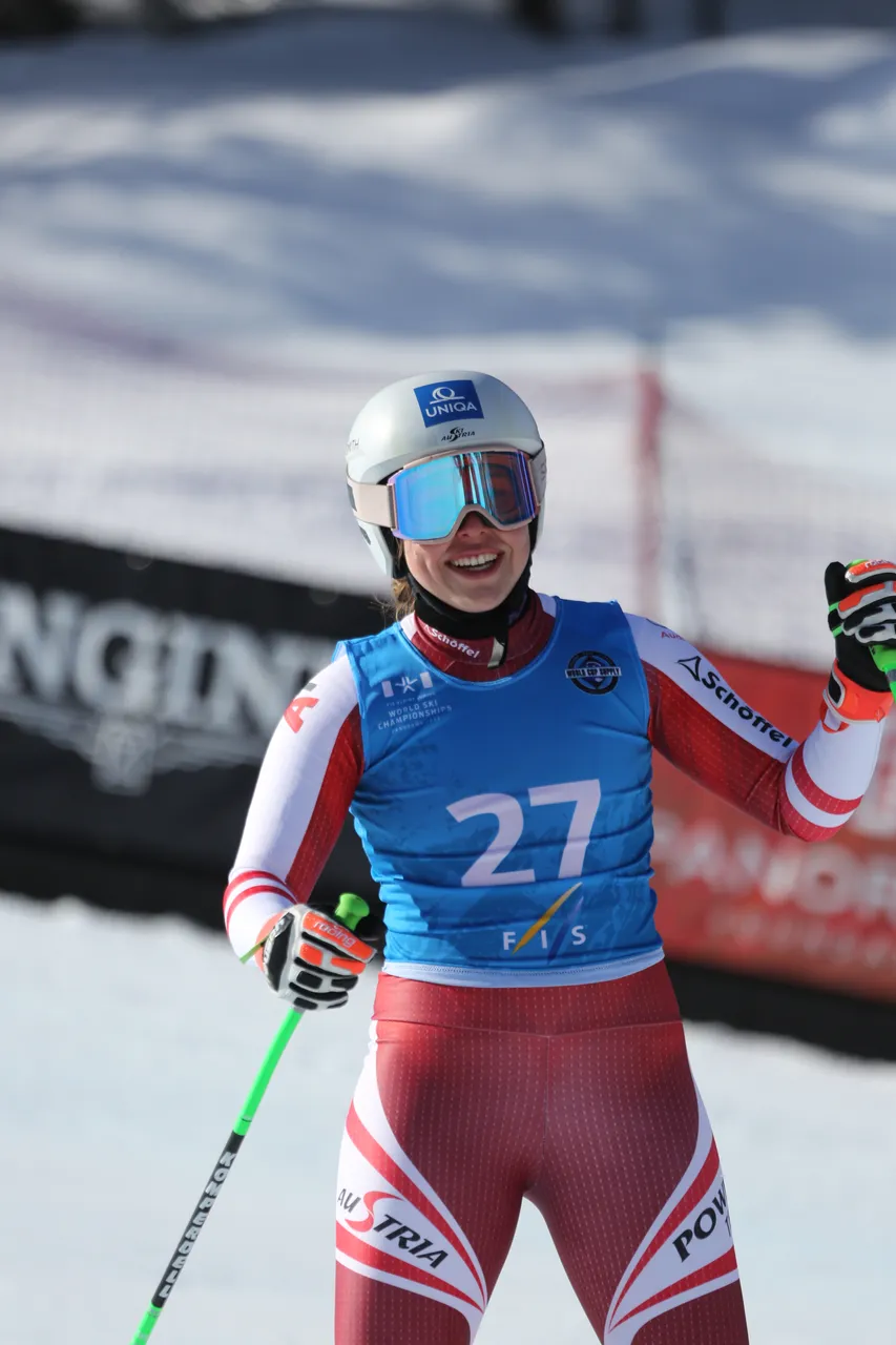 Women's SG | On Course