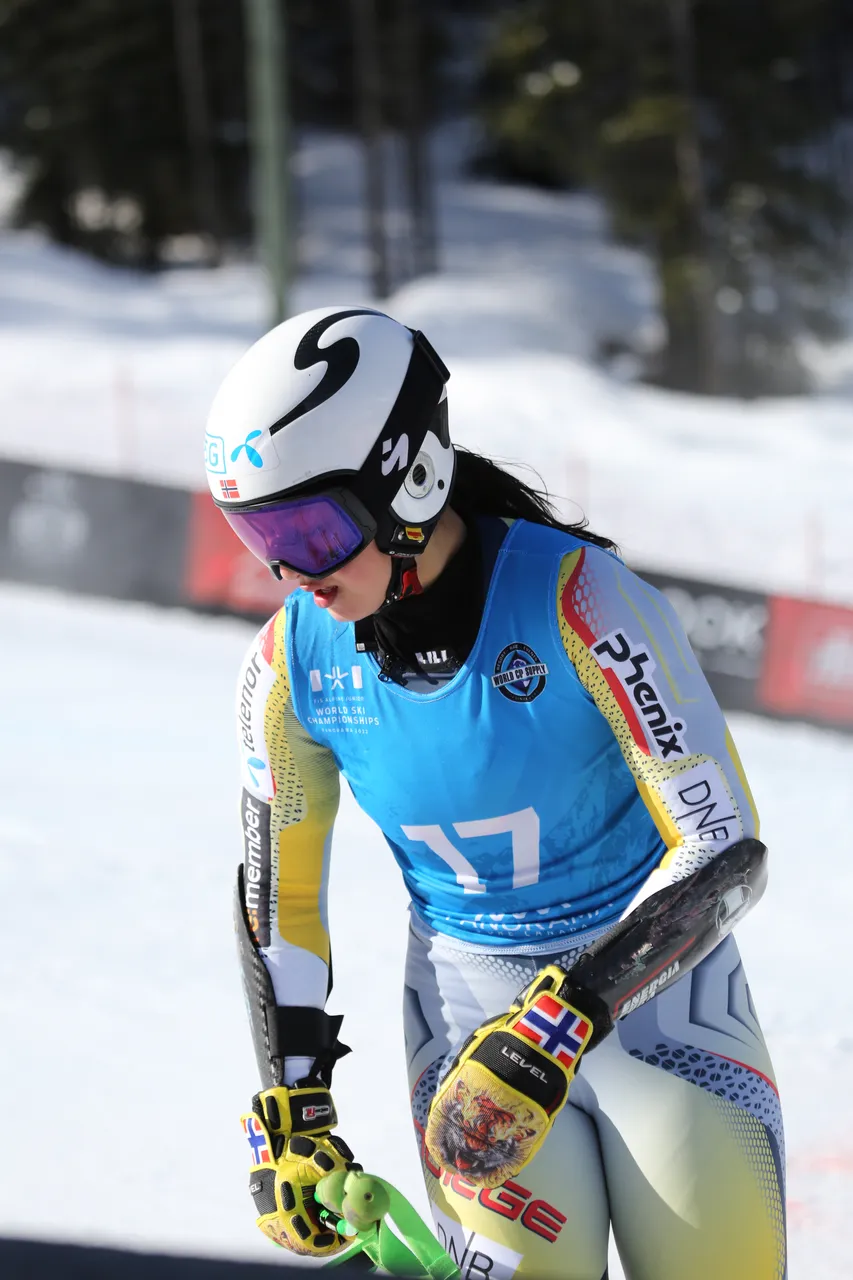 Women's SG | On Course