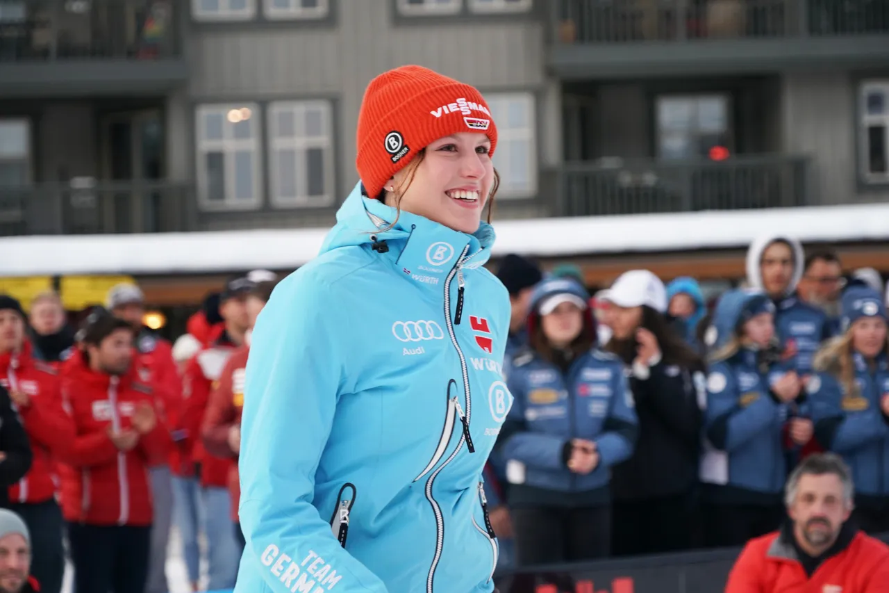 Women's AC-SL | Medal Ceremony