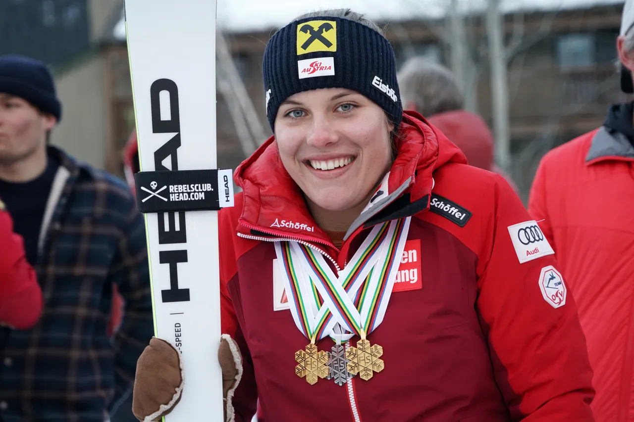 Women's AC-SL | Medal Ceremony
