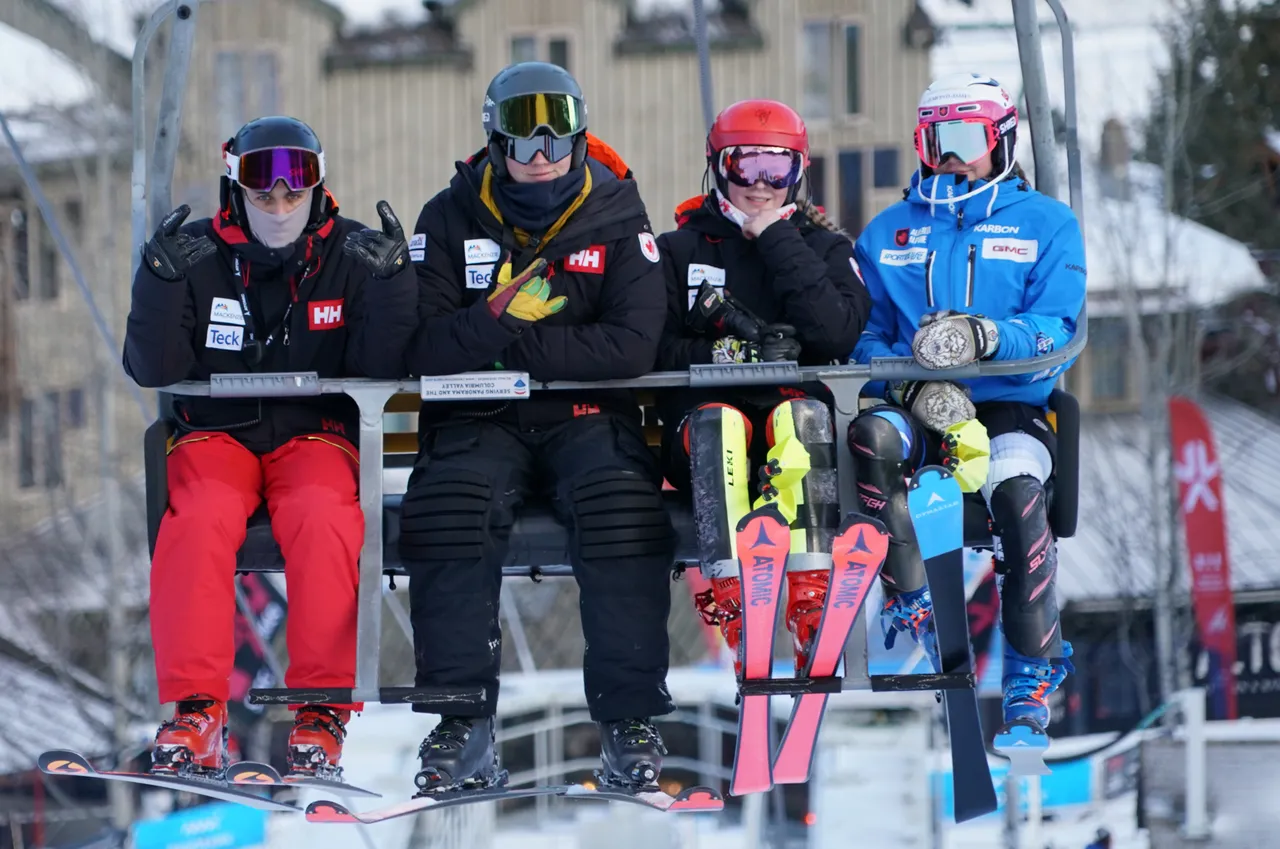 Women's SL | On Course