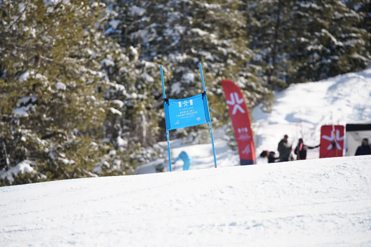 Women's SG | On Course