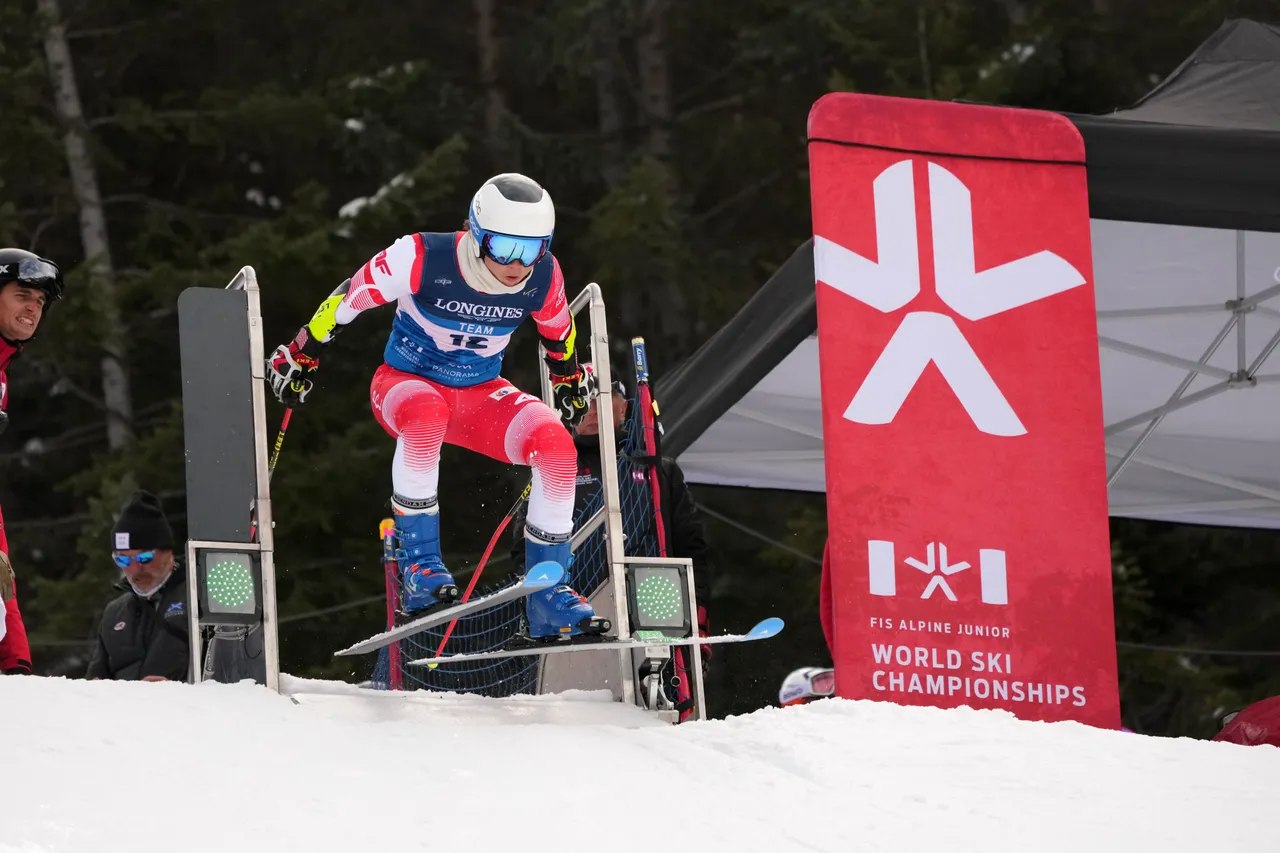 Mixed Teams Event | On Course