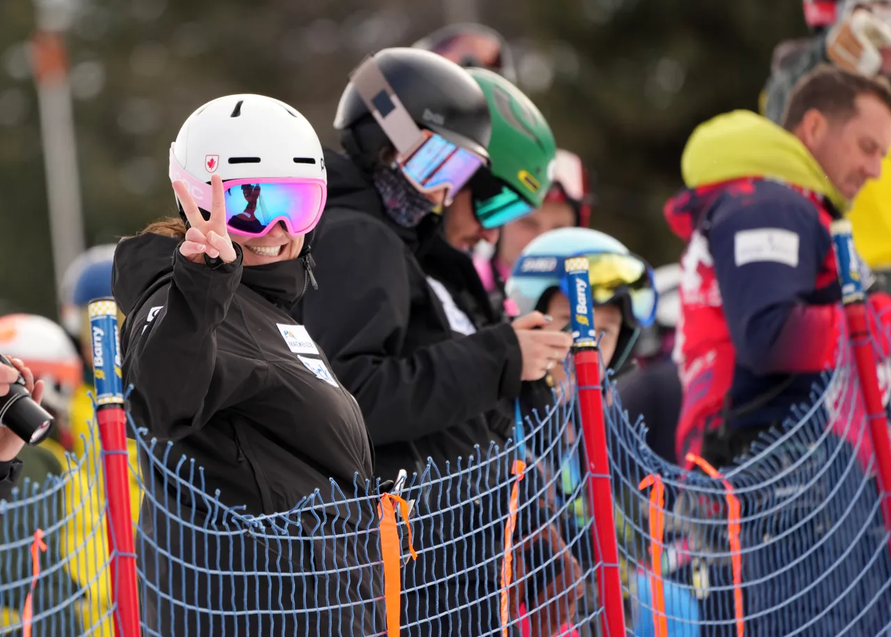 Mixed Teams Event | On Course